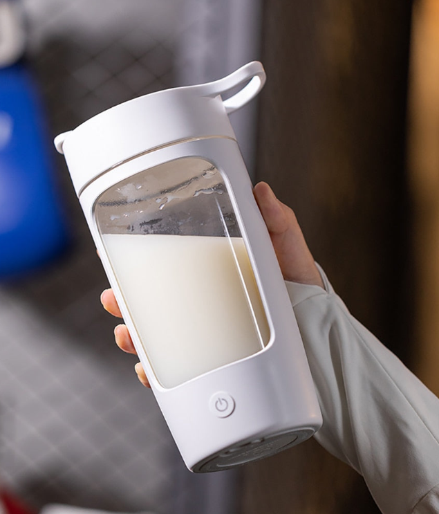 automatic mixing bottle